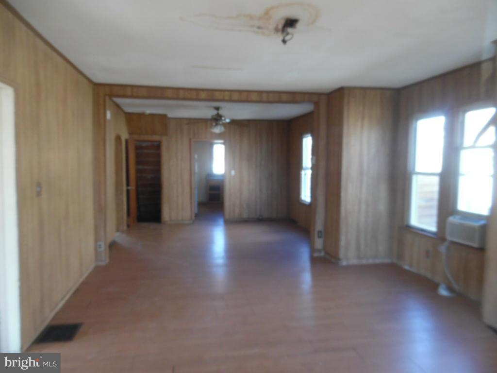 BROOKLYN - Residential