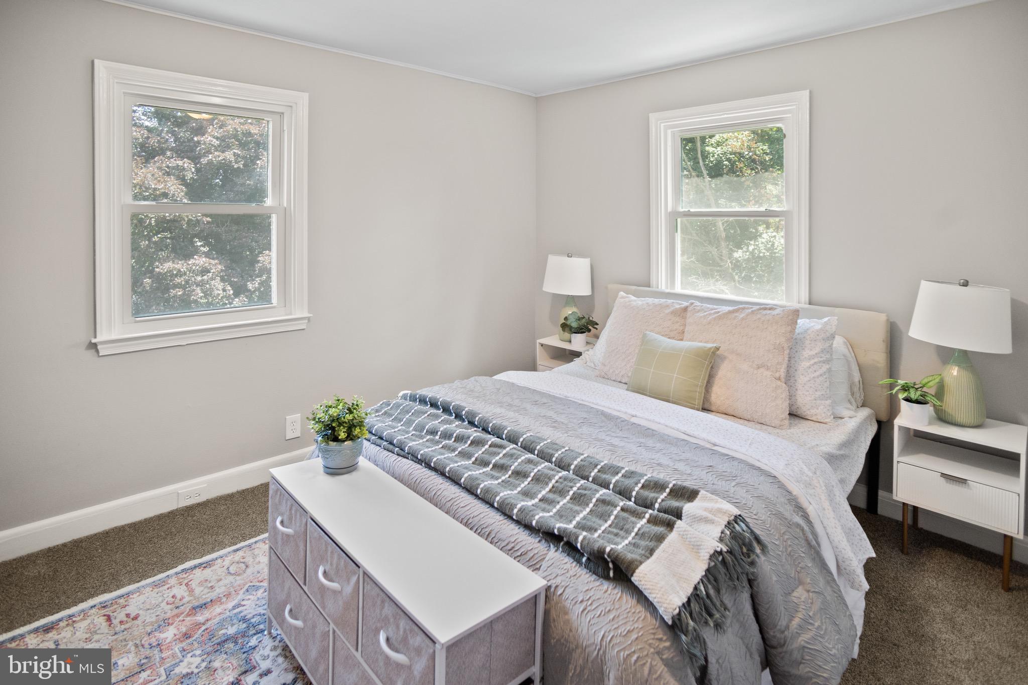 MEDFIELD - Residential