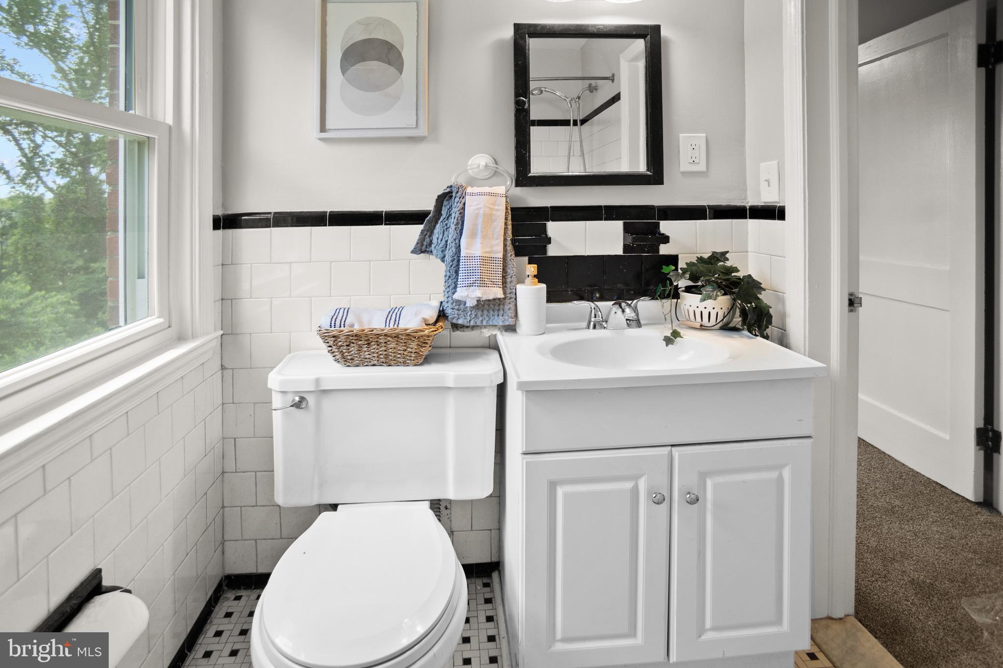 MEDFIELD - Residential