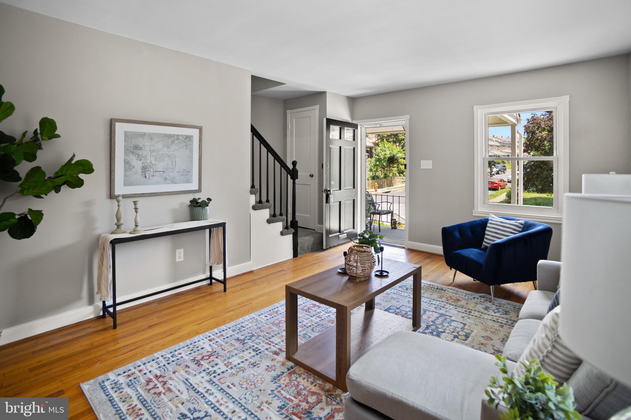 MEDFIELD - Residential