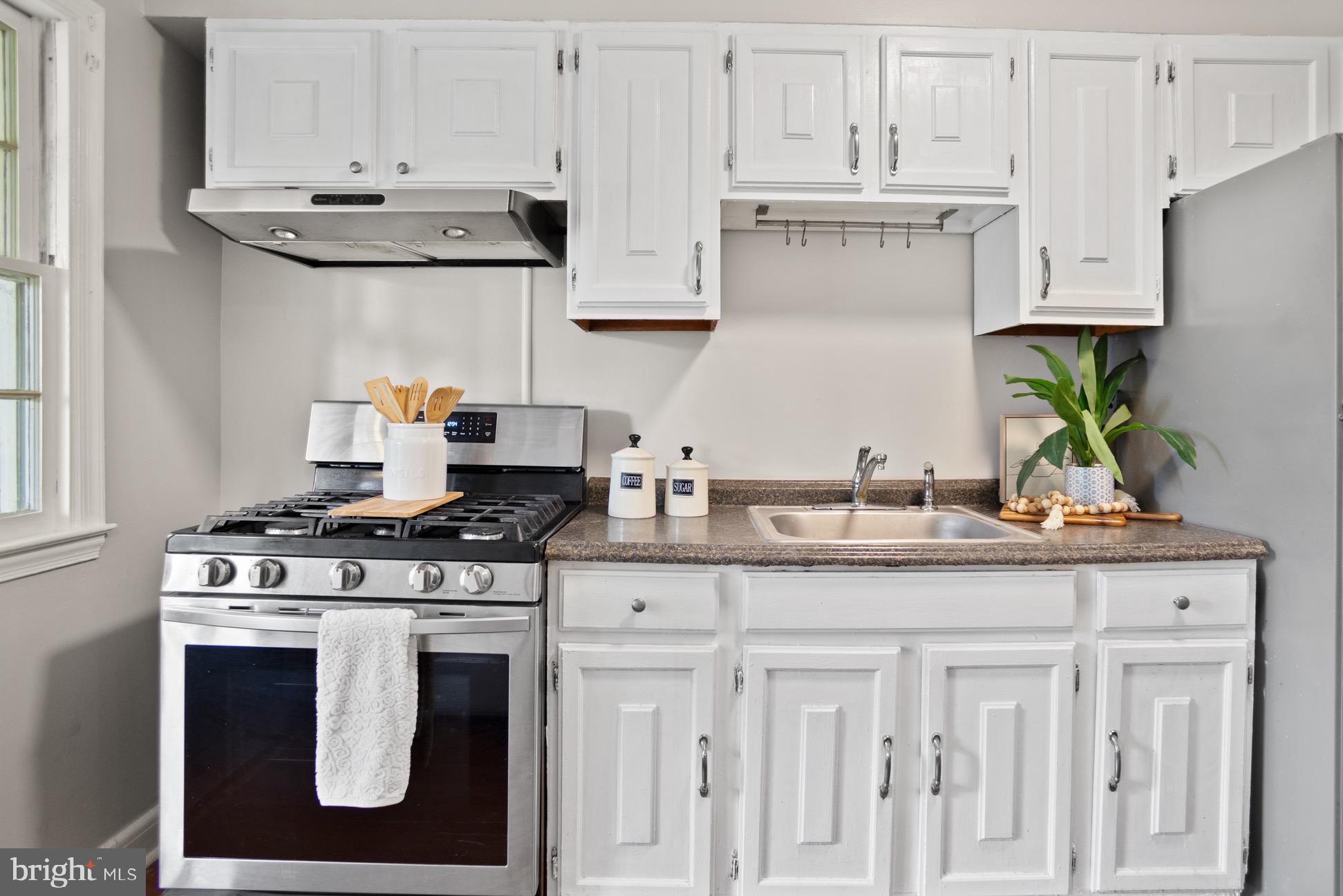 MEDFIELD - Residential