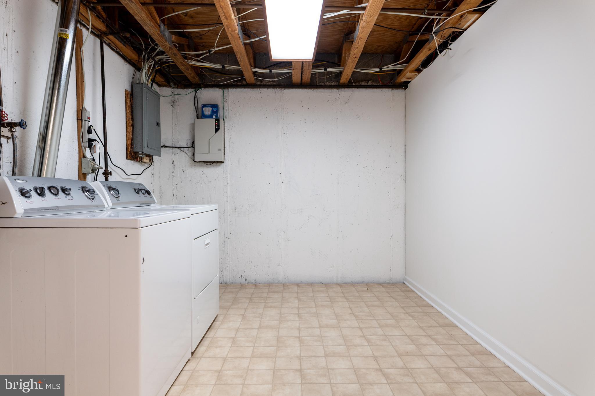 WESTOVER CROSSING - Residential