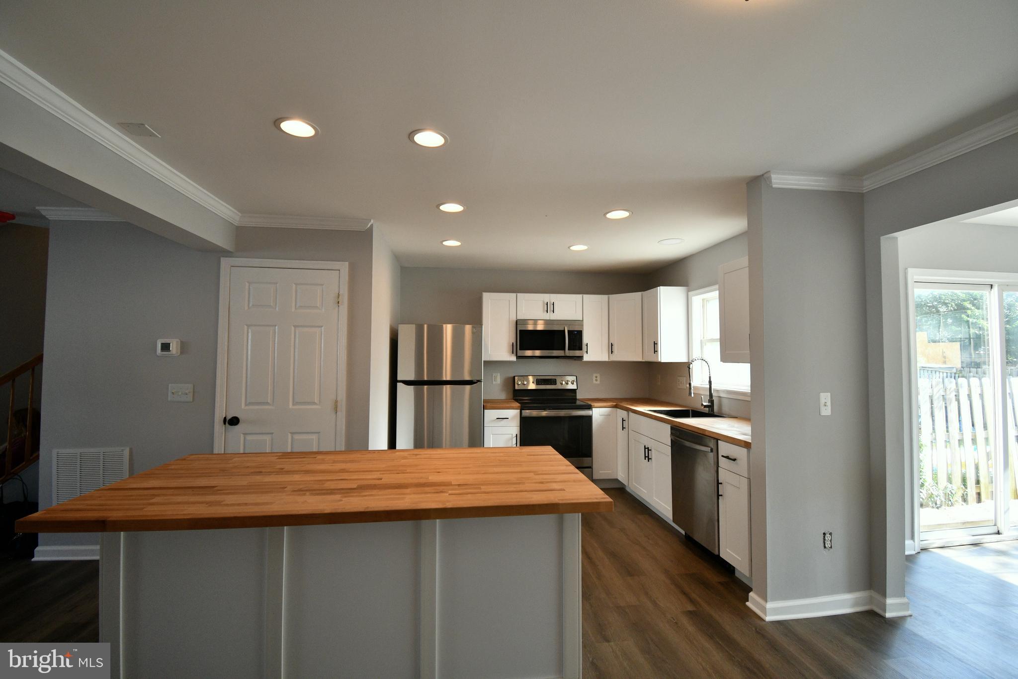 PRENTISS POINT - Residential