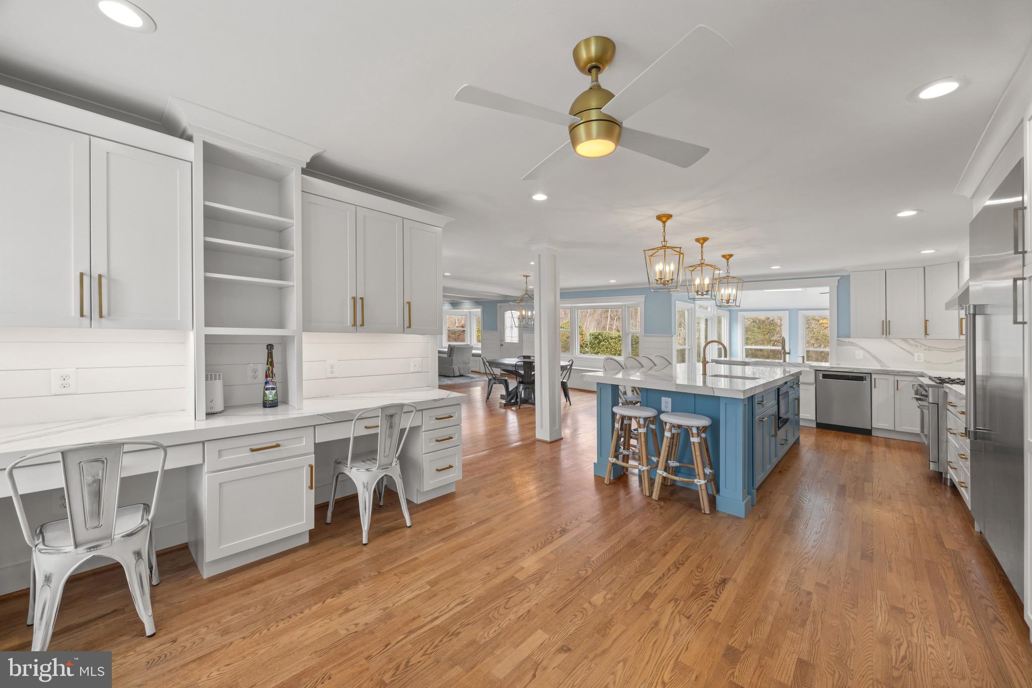 HARBOR HILLS - Residential