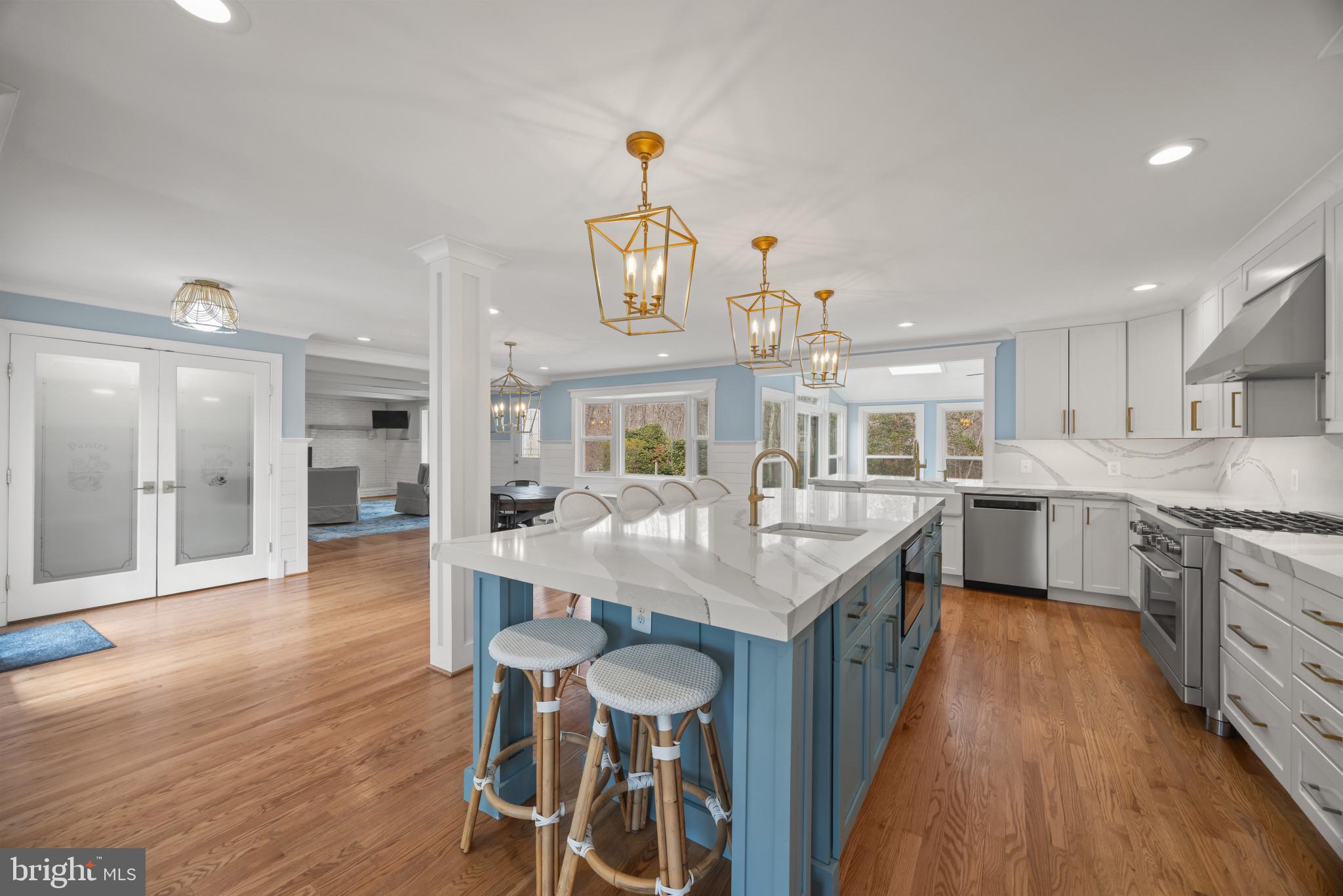 HARBOR HILLS - Residential