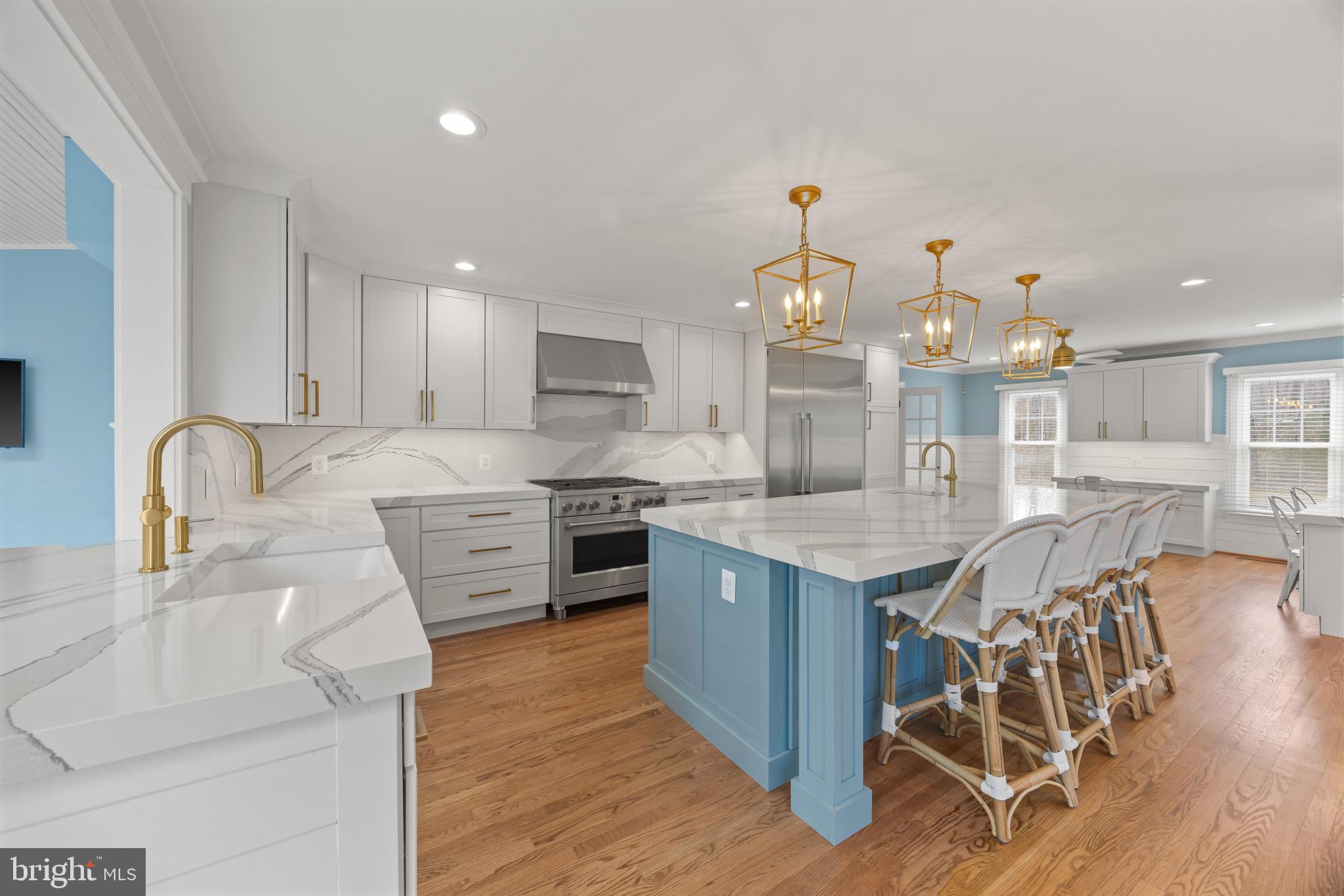 HARBOR HILLS - Residential