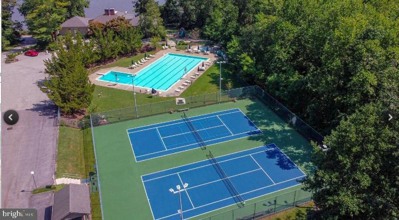 HARBOR HILLS - Residential