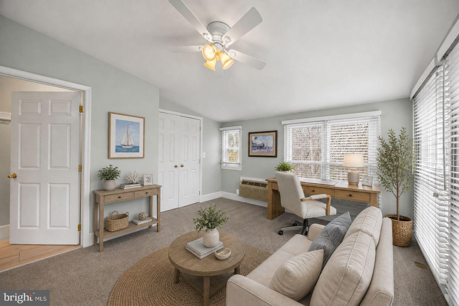 HARBOR HILLS - Residential
