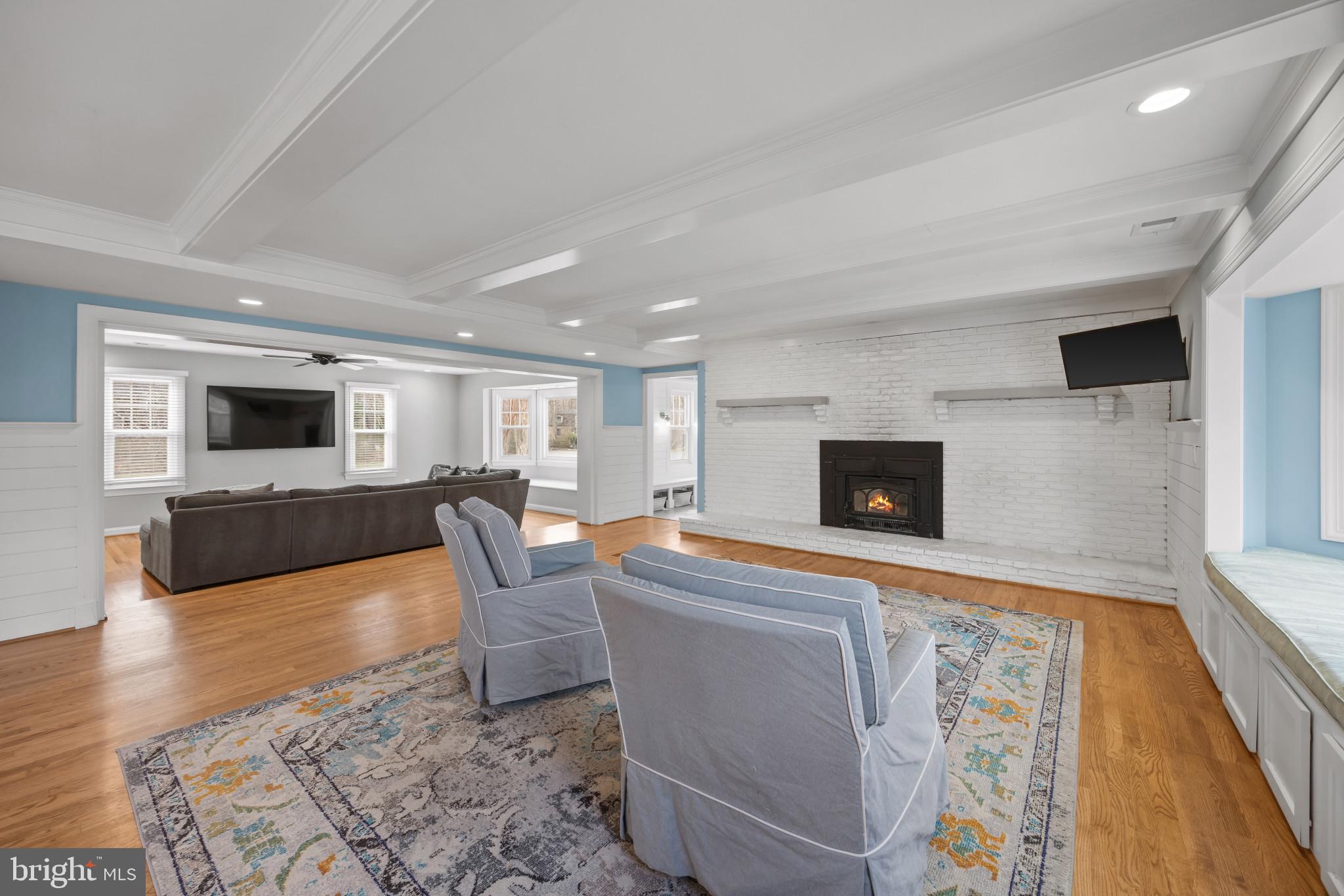 HARBOR HILLS - Residential