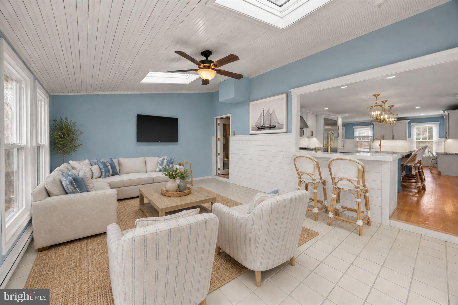 HARBOR HILLS - Residential