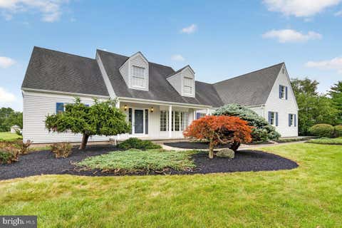 Homes For Sale - 17 Huntington Drive<br/> PRINCETON JUNCTION, NJ 08550
