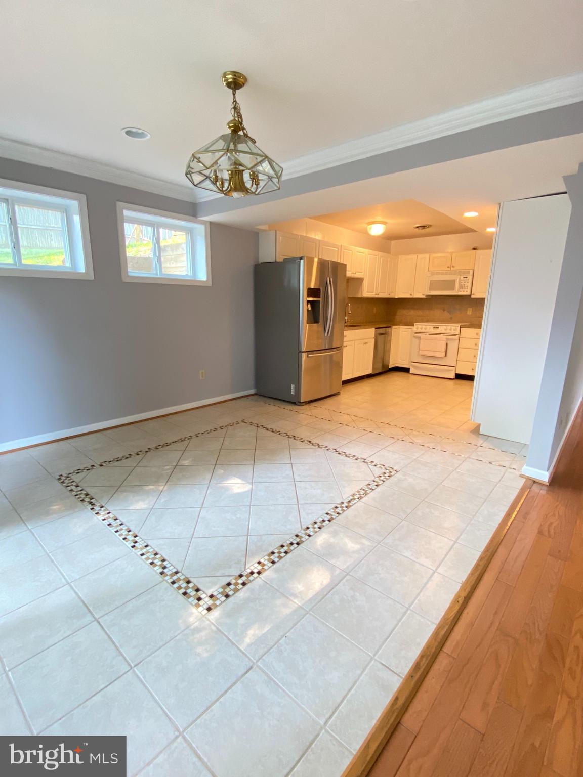 KINGS PARK - Residential Lease