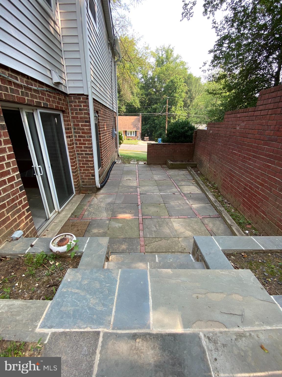 KINGS PARK - Residential Lease