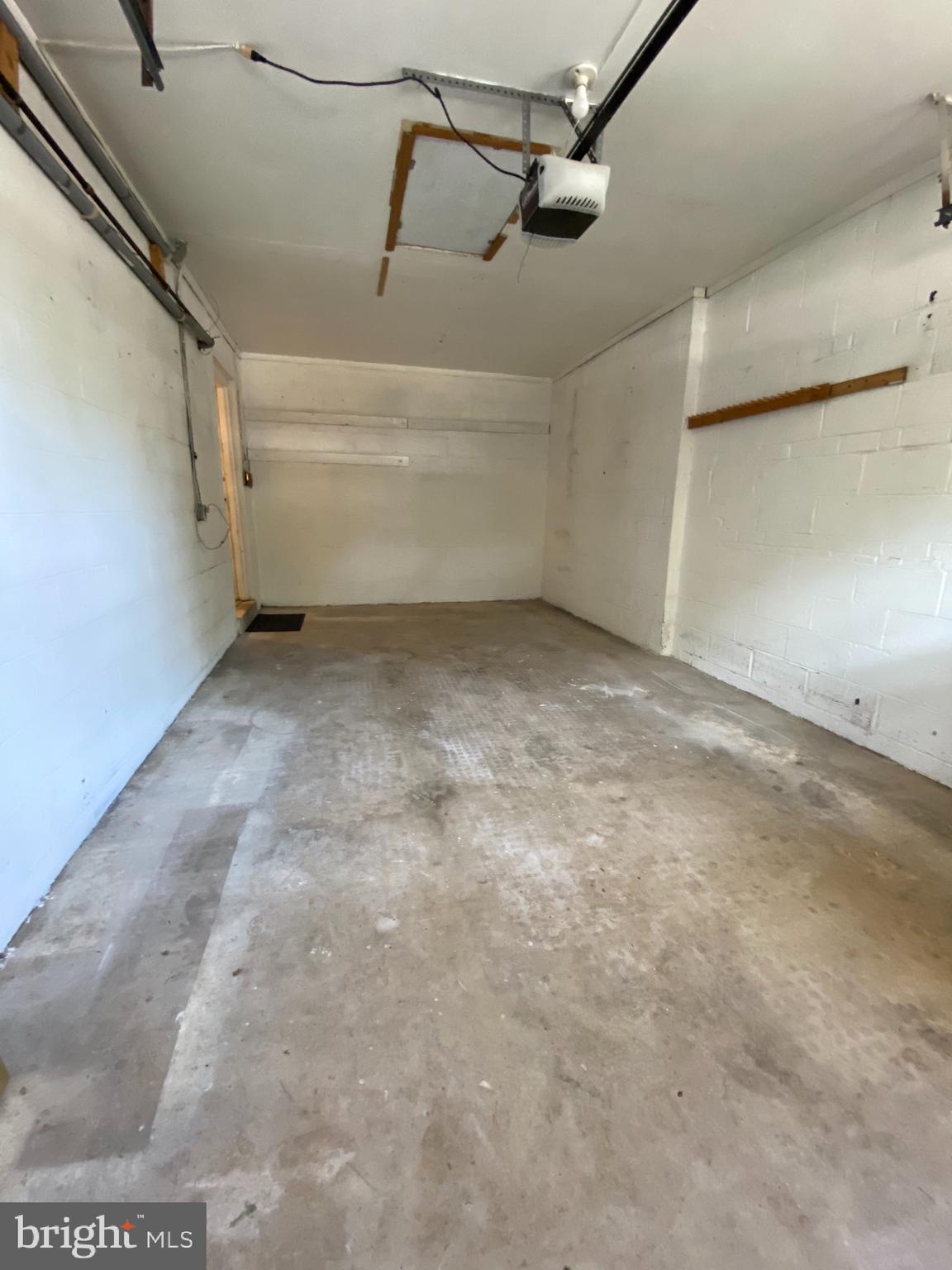 KINGS PARK - Residential Lease