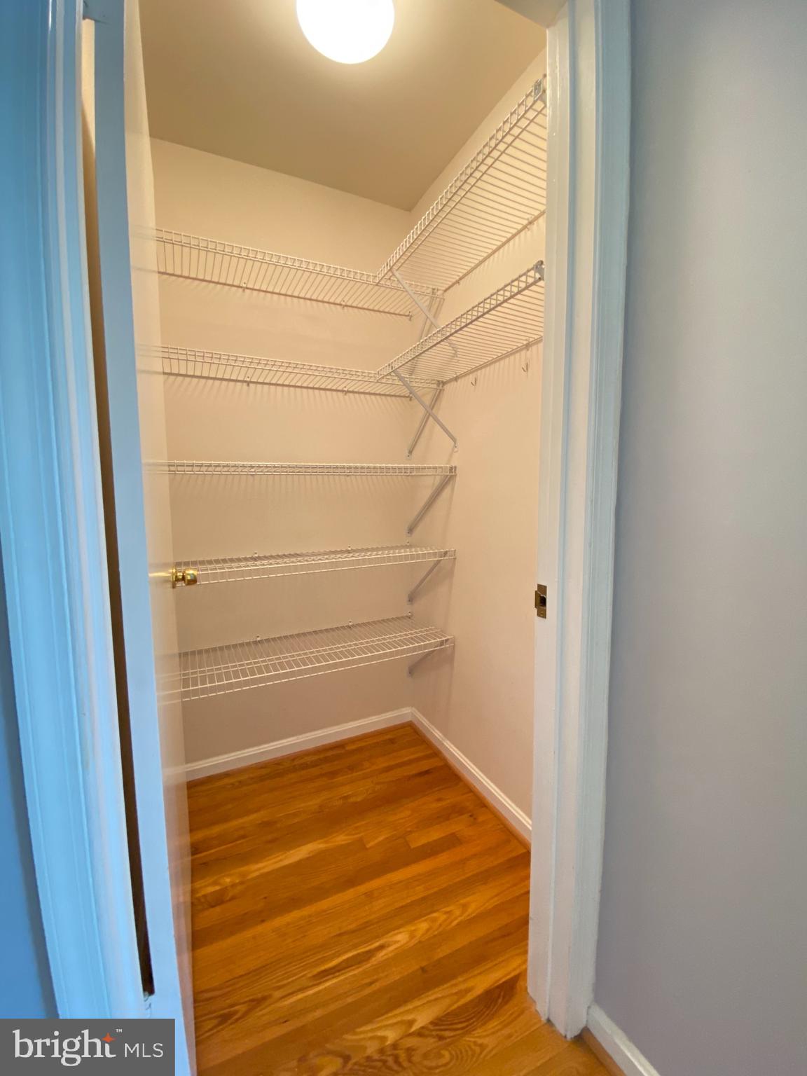 KINGS PARK - Residential Lease