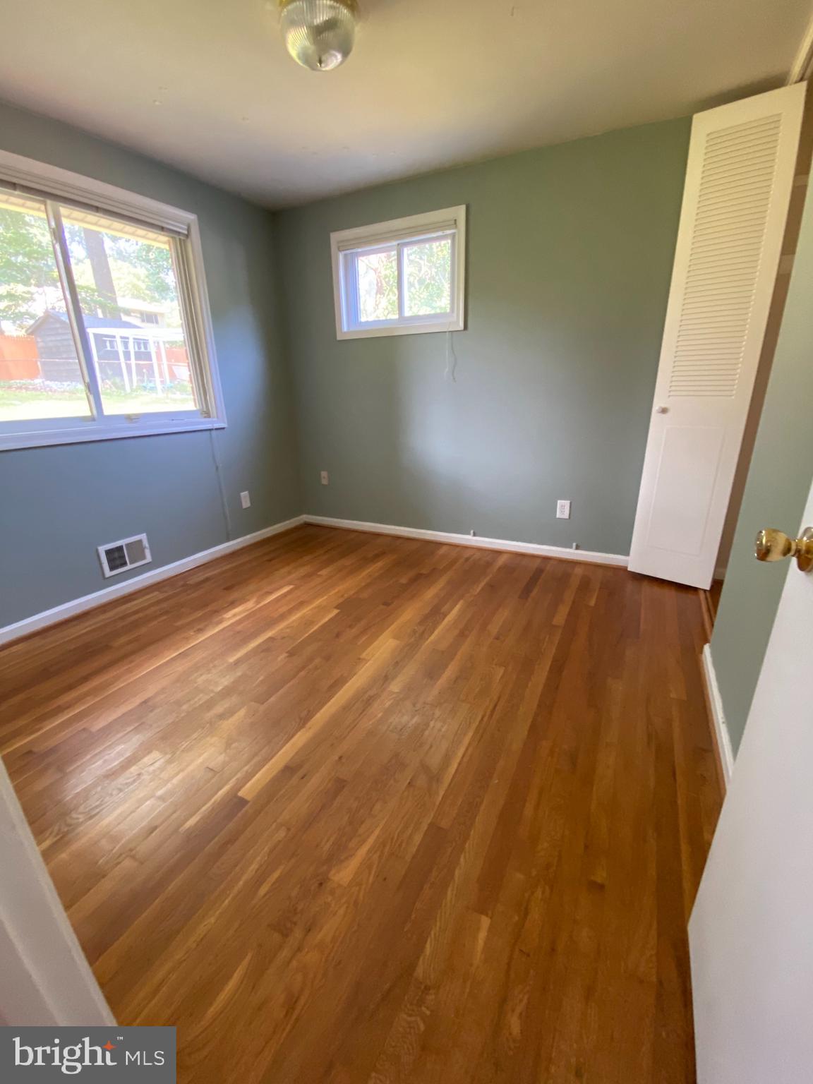 KINGS PARK - Residential Lease