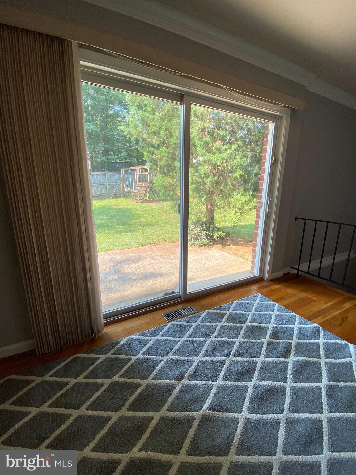 KINGS PARK - Residential Lease