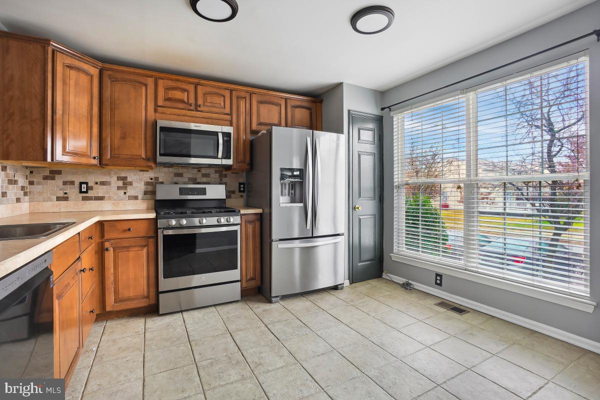 STONEGATE - Residential Lease