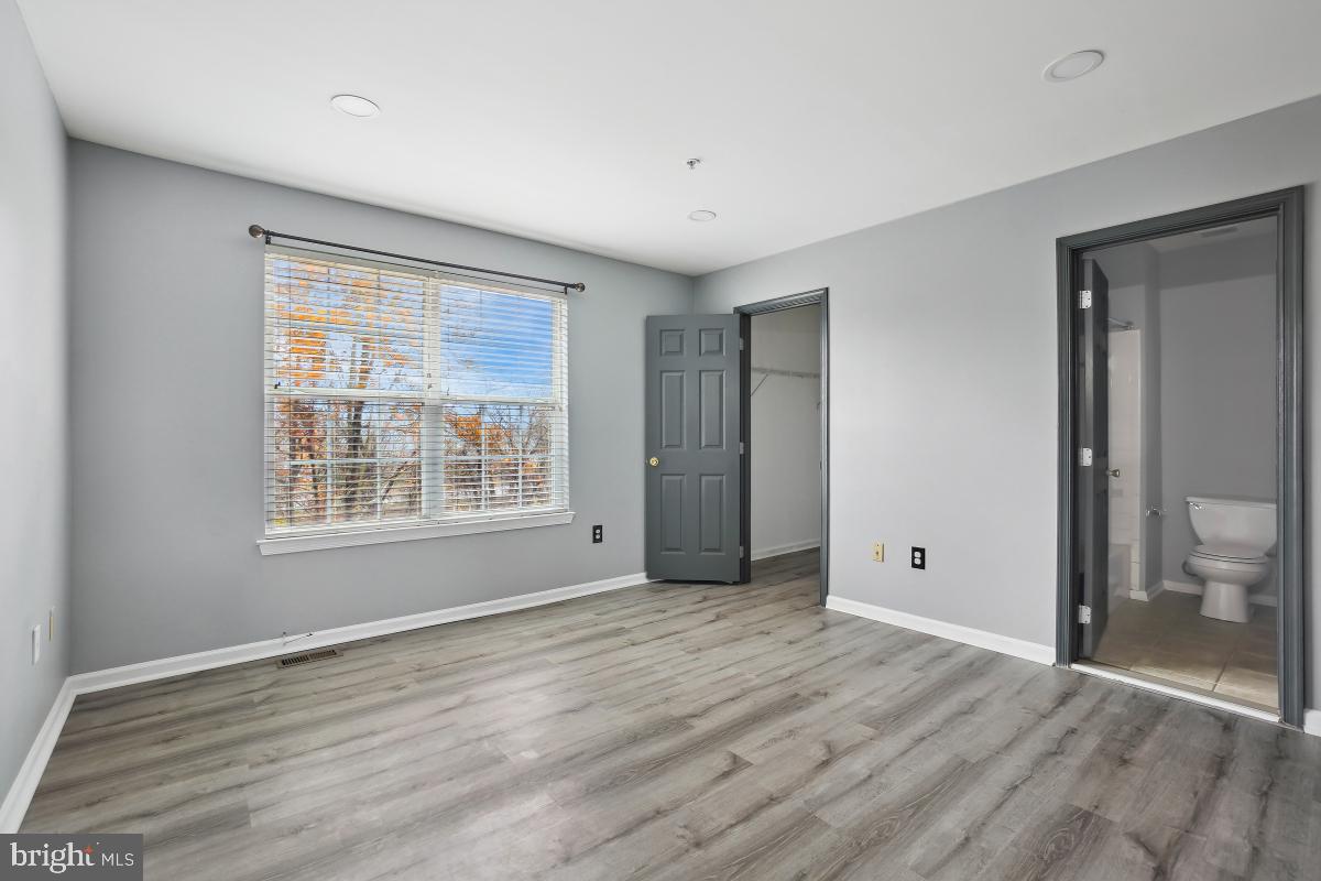 STONEGATE - Residential Lease