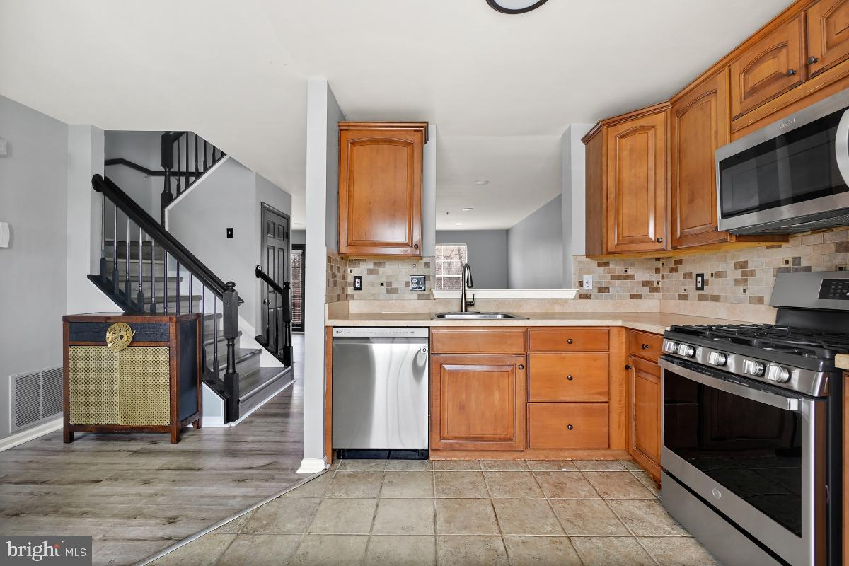 STONEGATE - Residential Lease