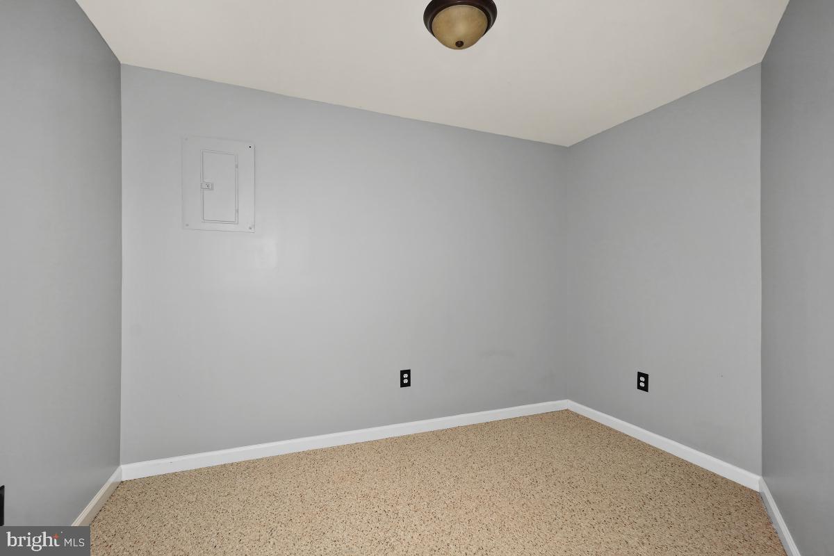 STONEGATE - Residential Lease