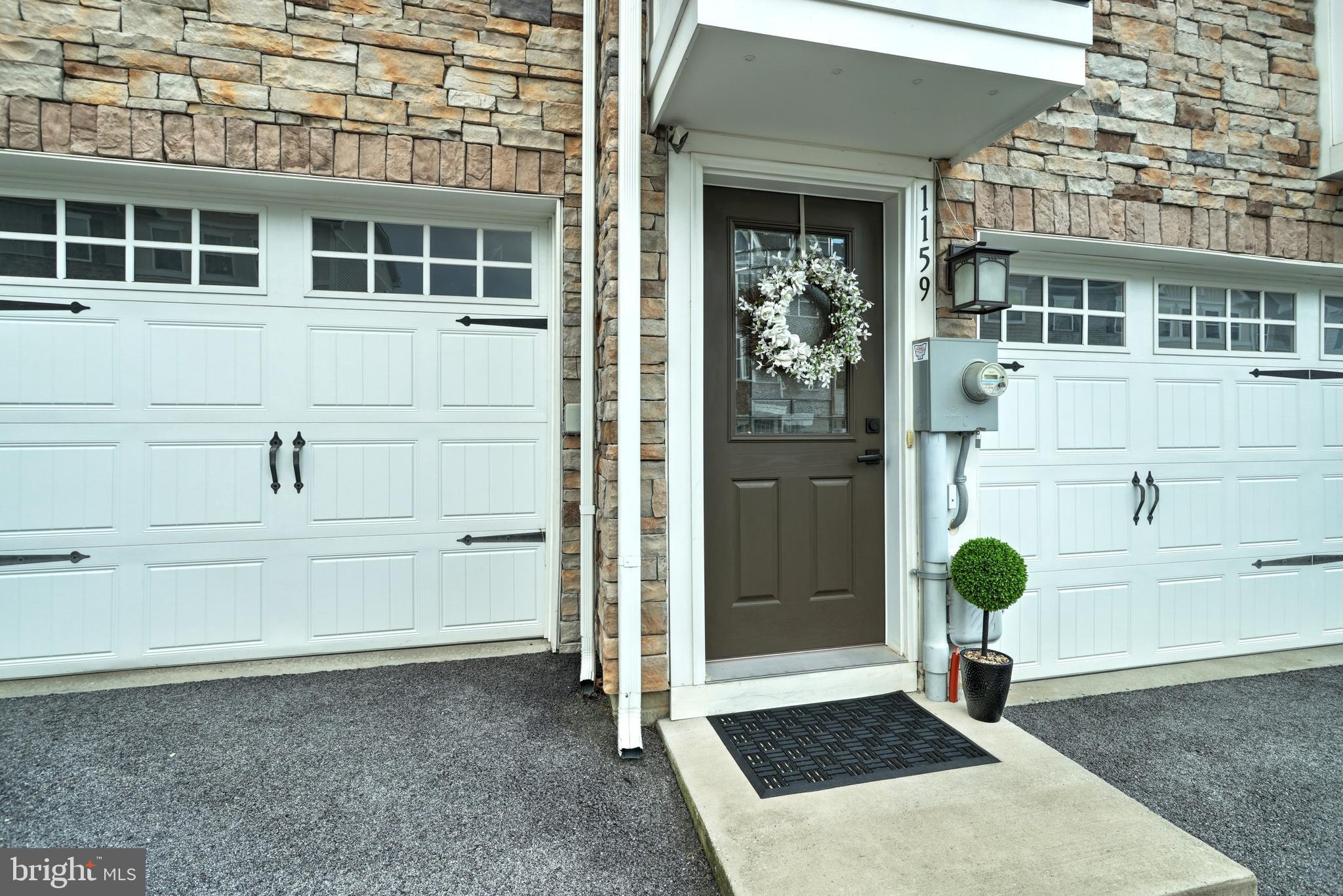 REGENTS GLEN TOWNHOME - Residential