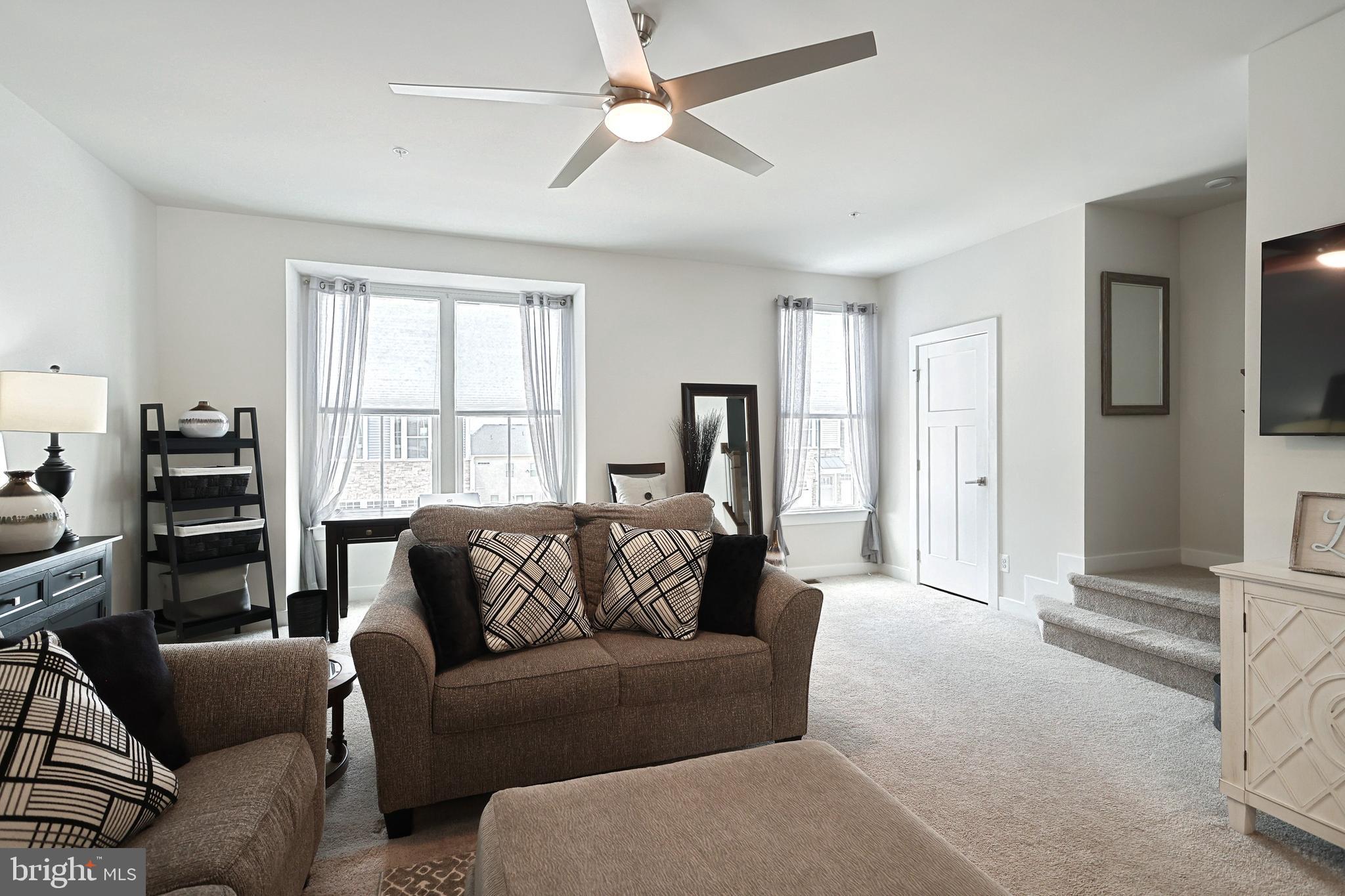 REGENTS GLEN TOWNHOME - Residential