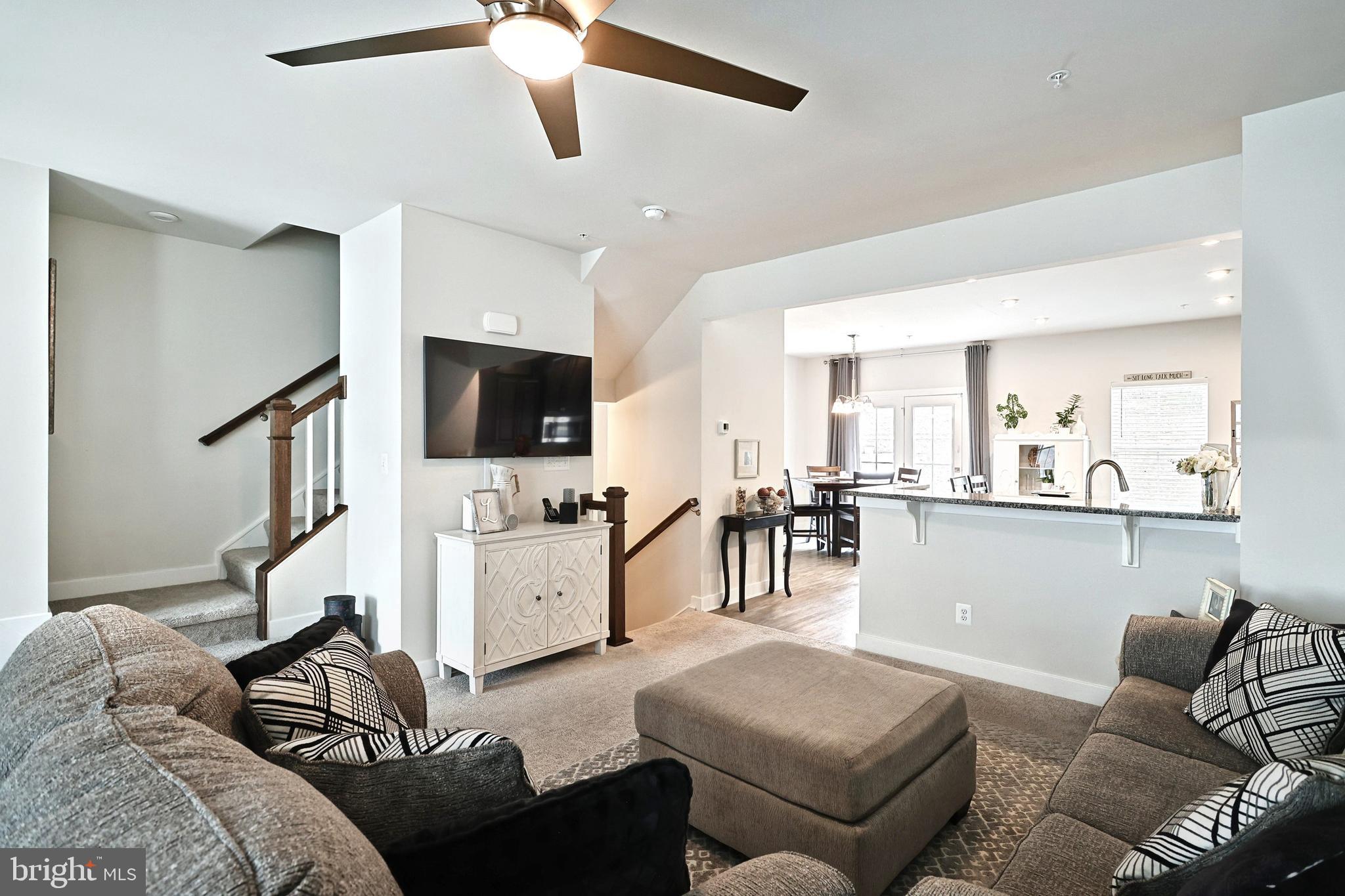 REGENTS GLEN TOWNHOME - Residential