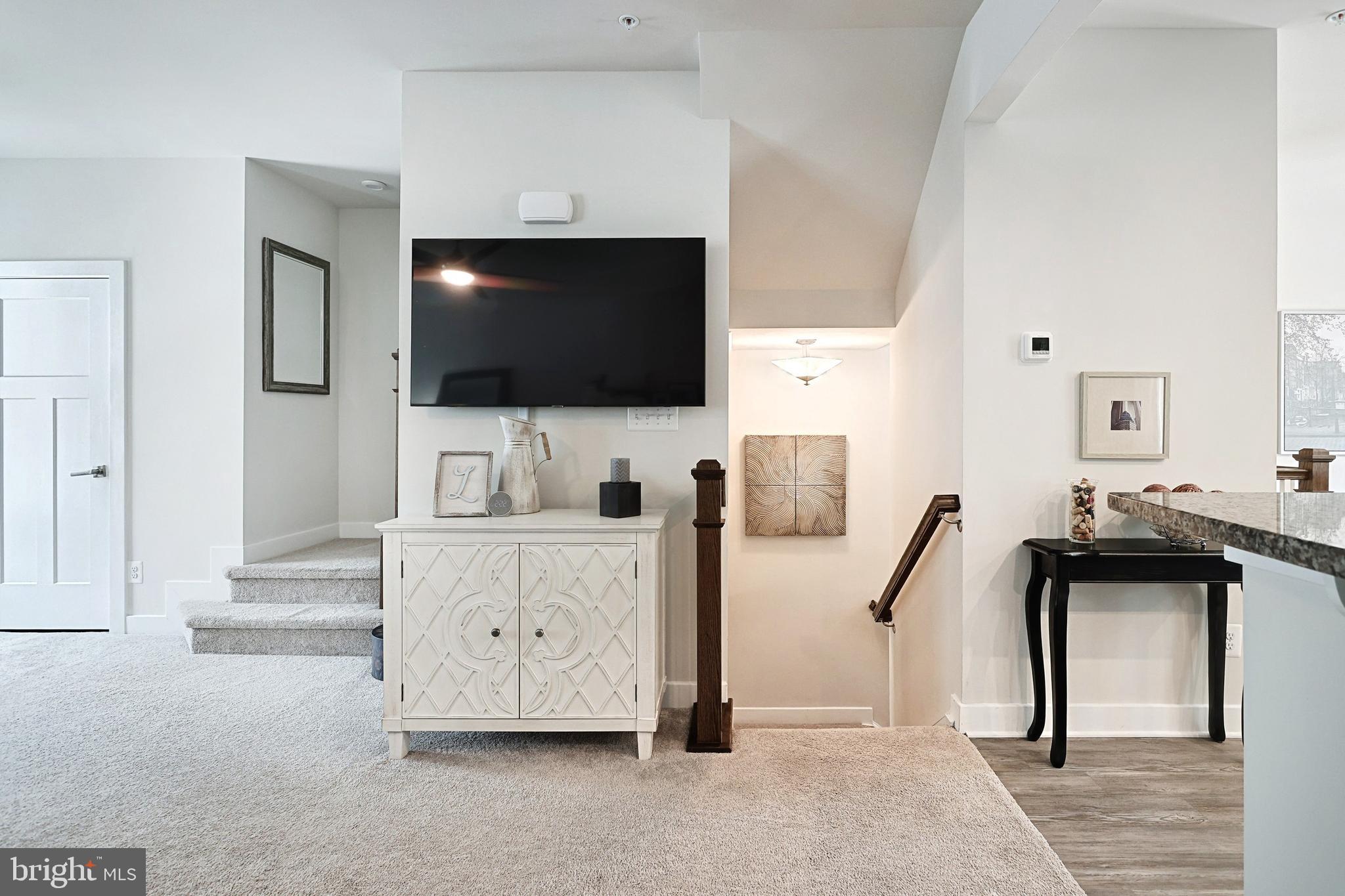 REGENTS GLEN TOWNHOME - Residential