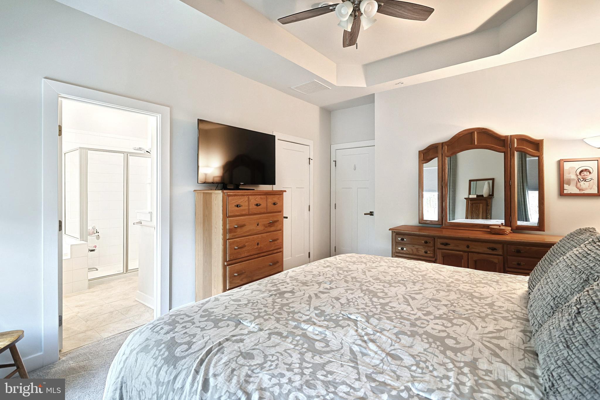 REGENTS GLEN TOWNHOME - Residential