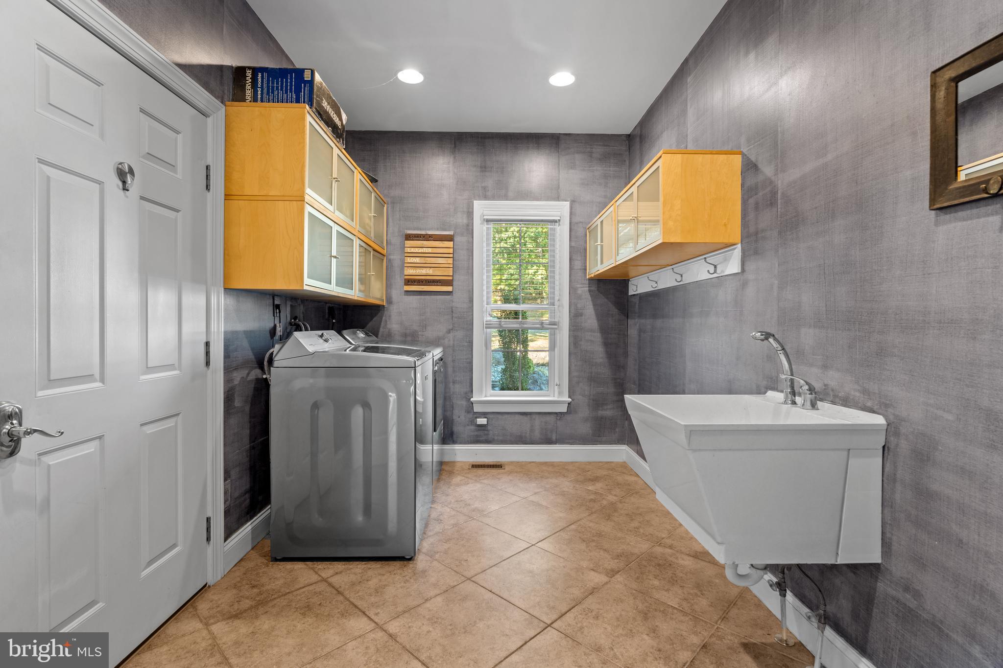 KINGSWOOD ESTS - Residential