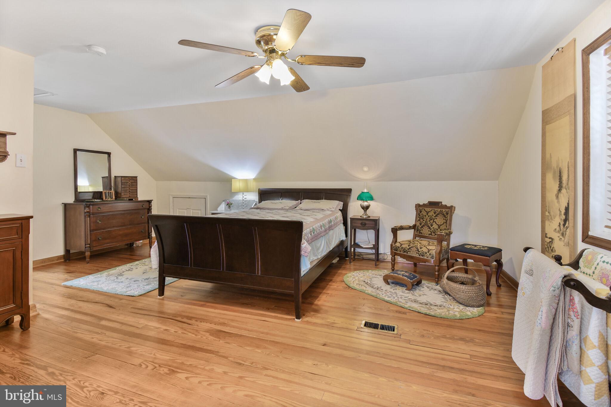 WEST RIVERDALE - Residential