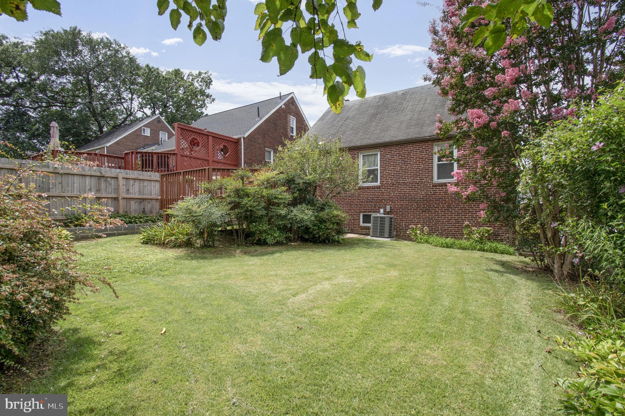 WEST RIVERDALE - Residential