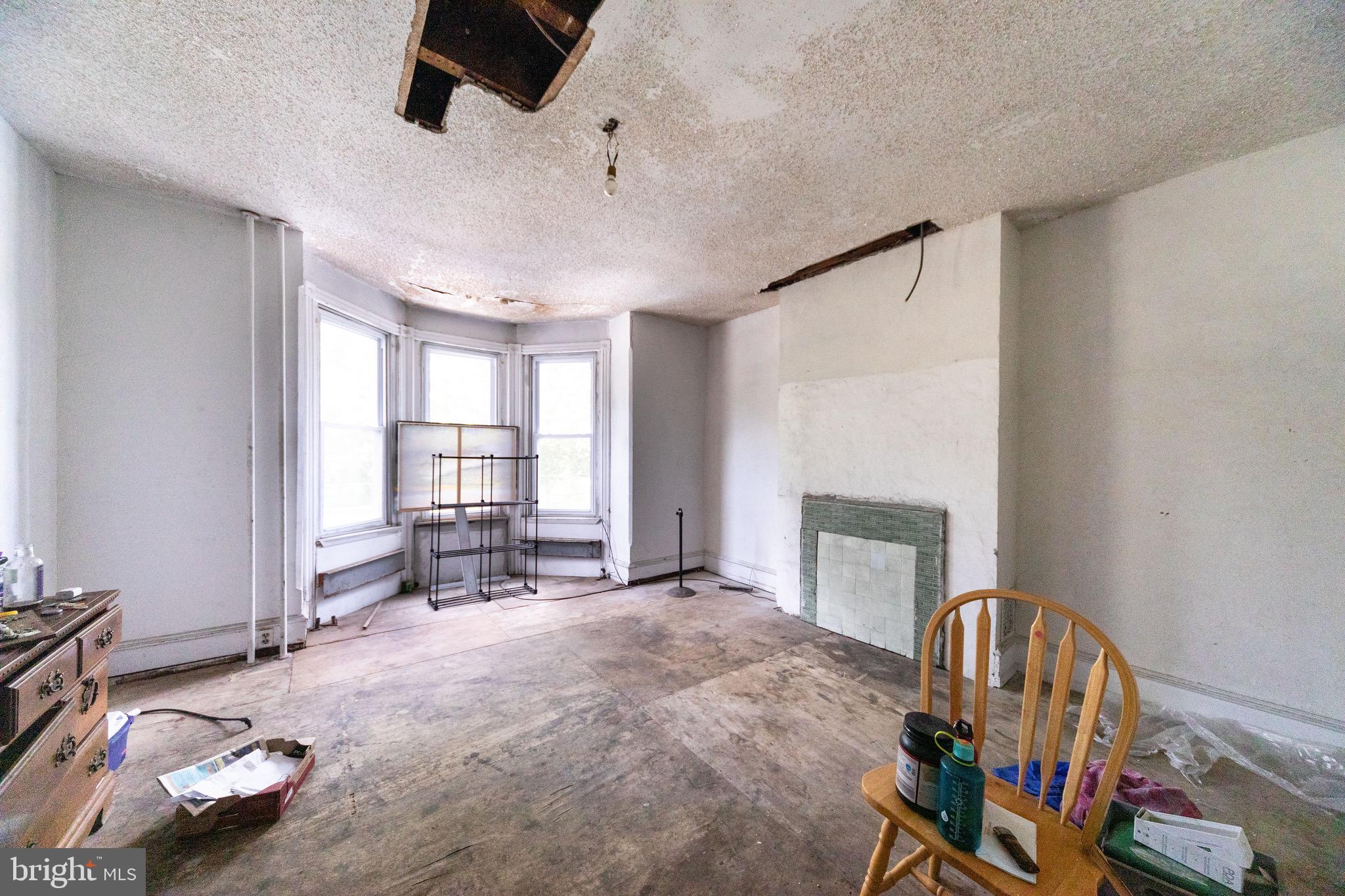 POINT BREEZE - Residential