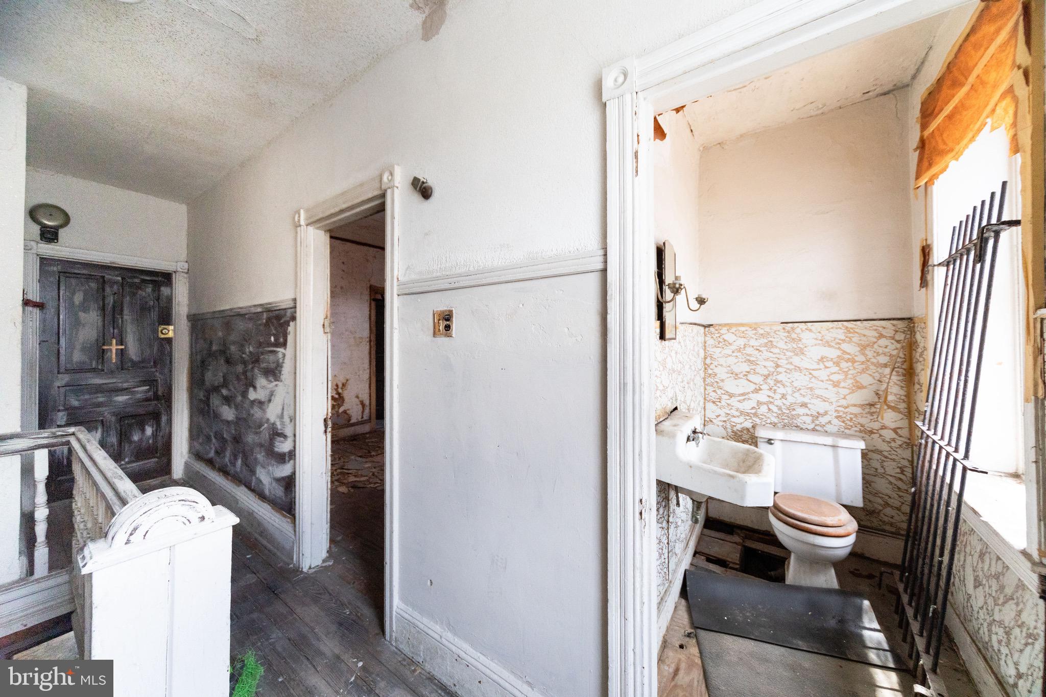 POINT BREEZE - Residential