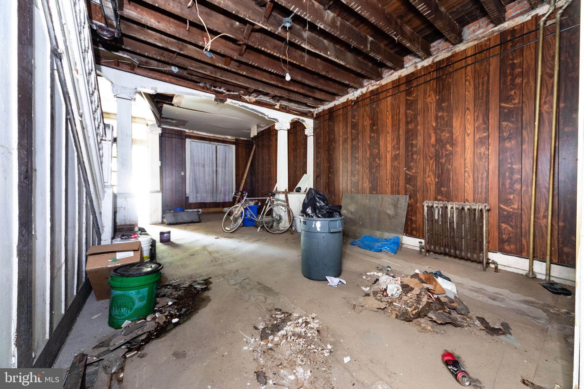 POINT BREEZE - Residential