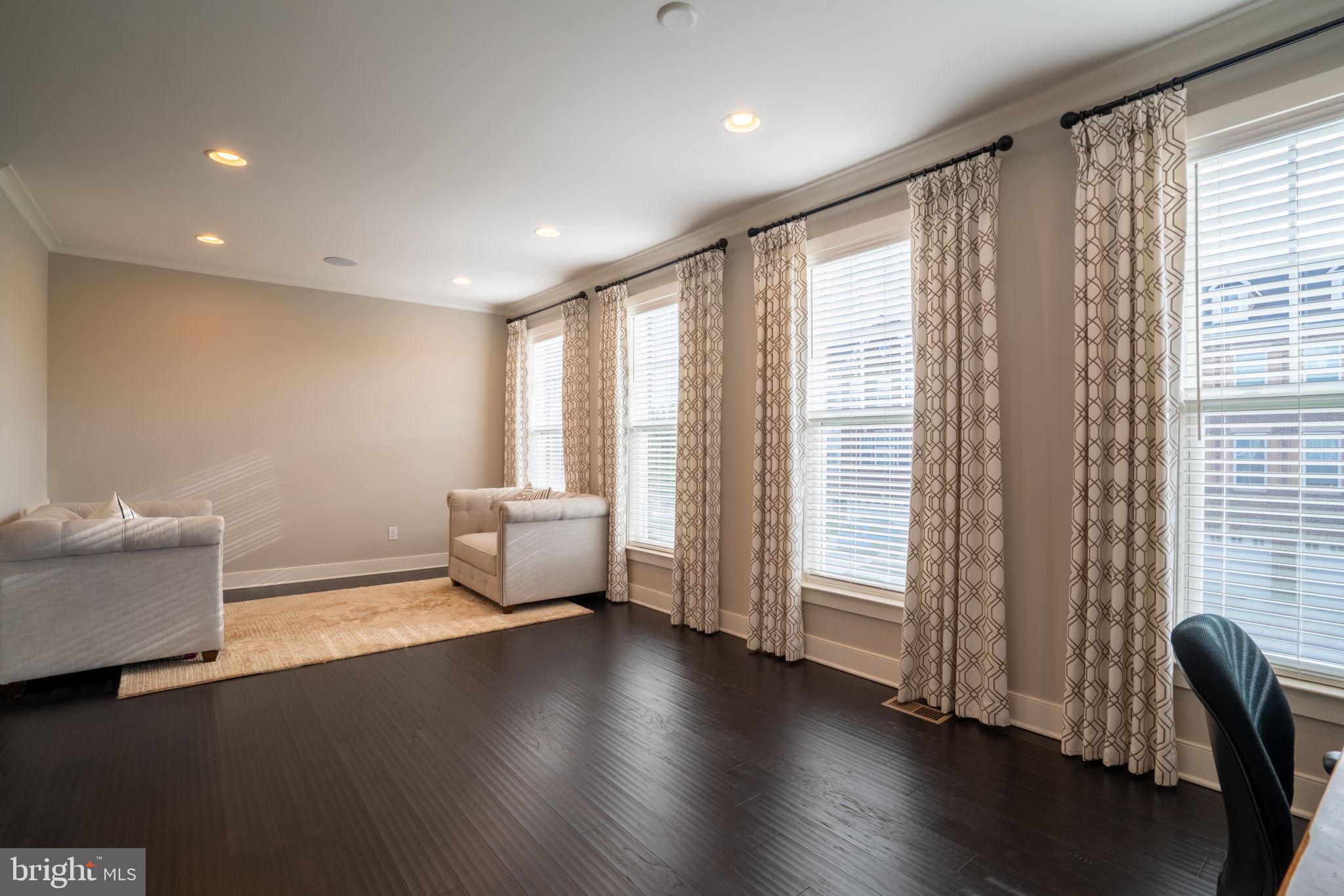 BELMONT RUN - Residential