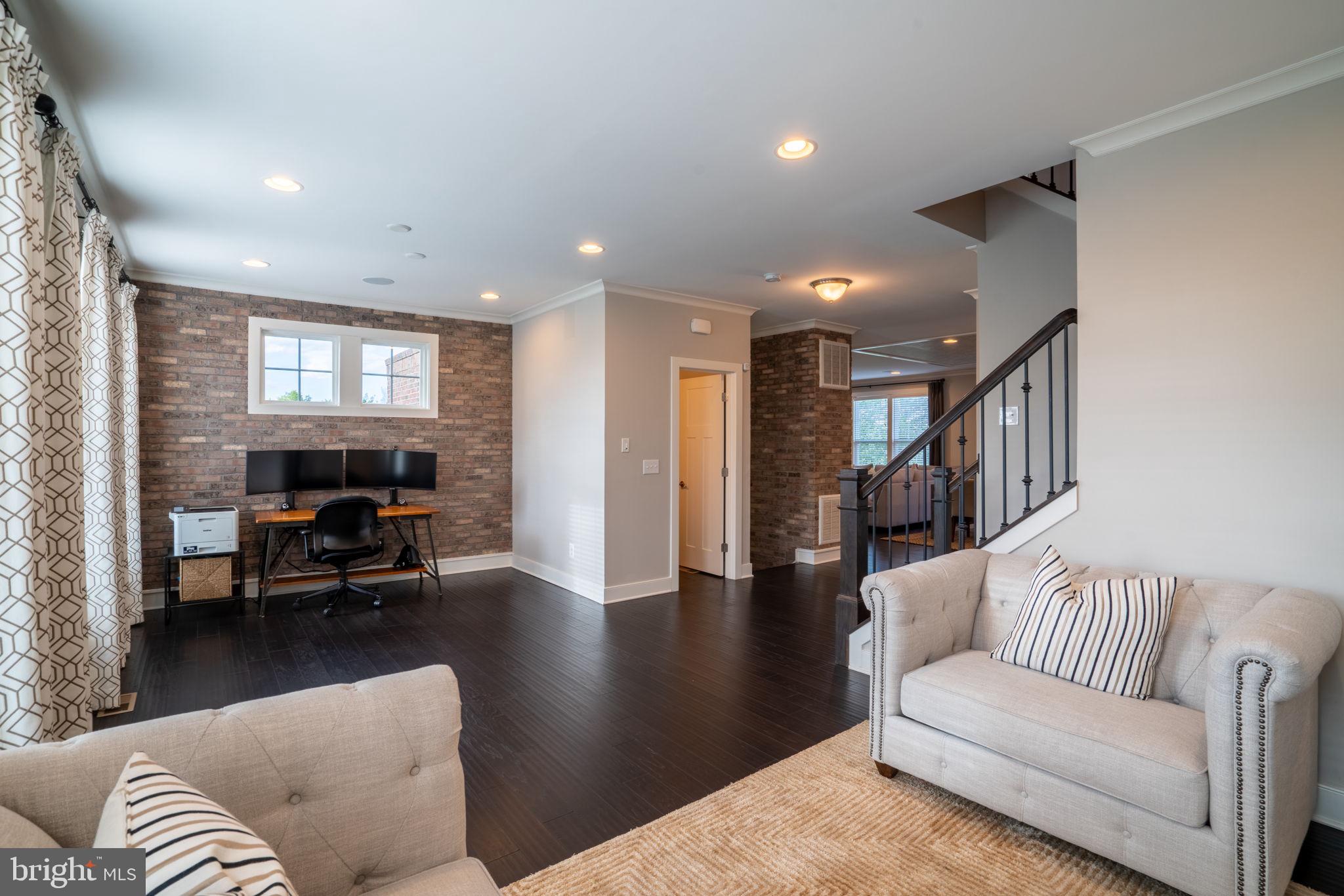 BELMONT RUN - Residential