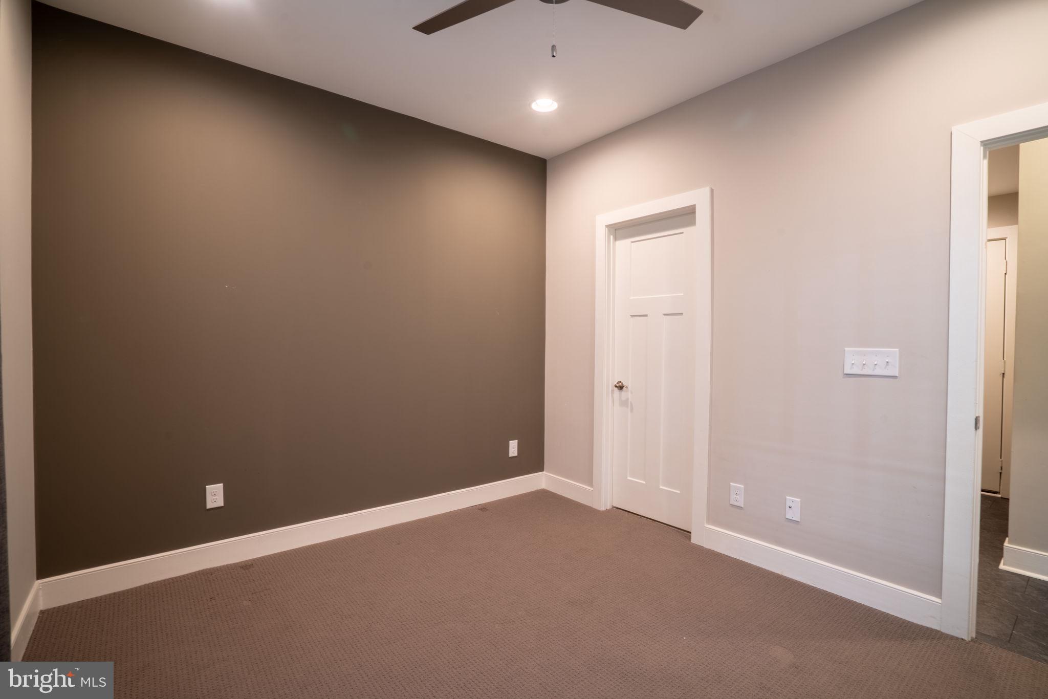 BELMONT RUN - Residential