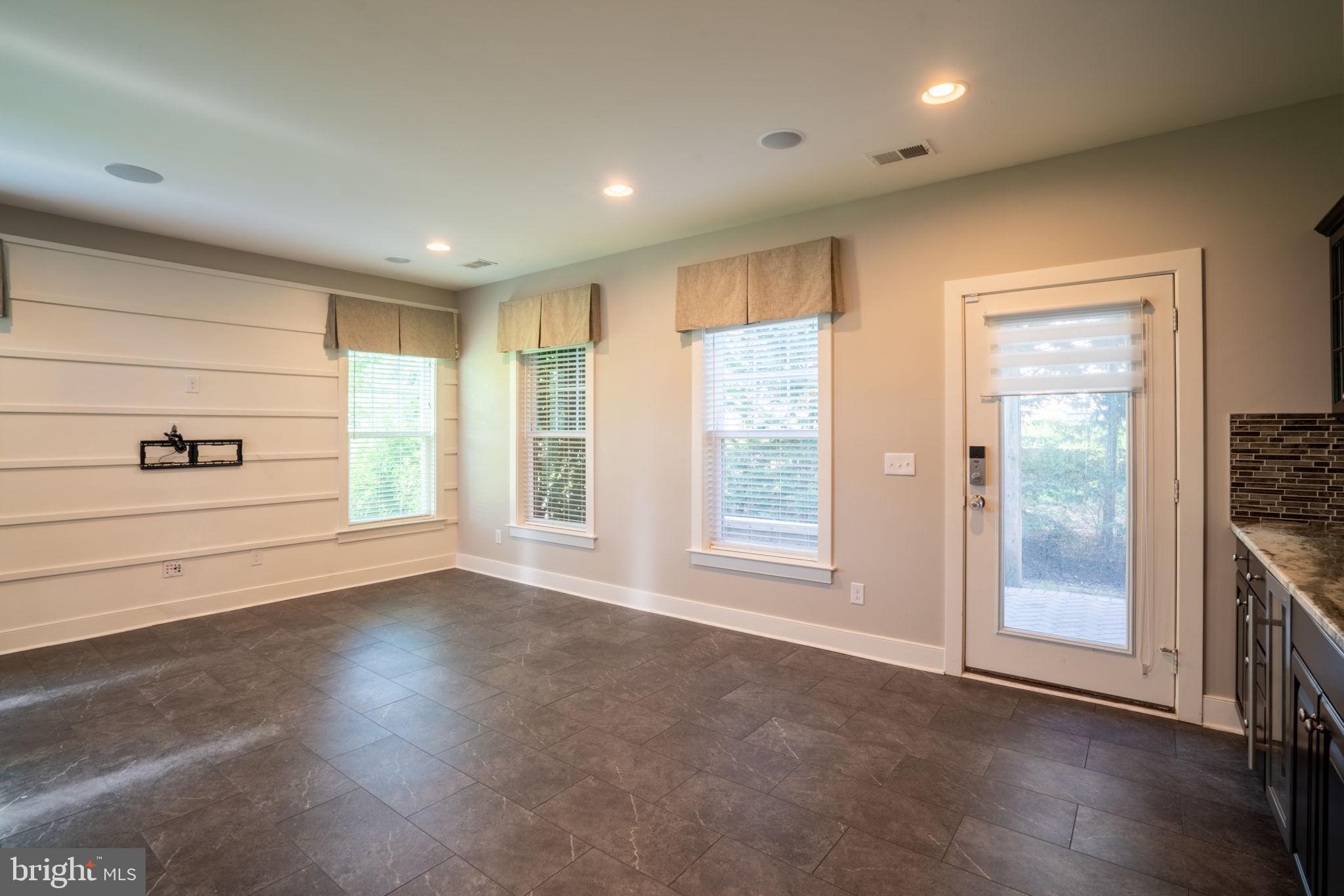 BELMONT RUN - Residential