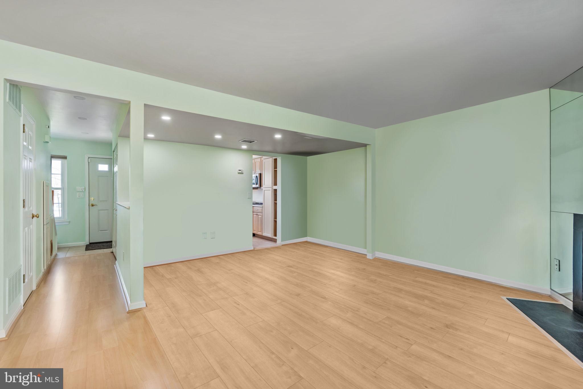 ROCKLEDGE PALMYRA PA - Residential