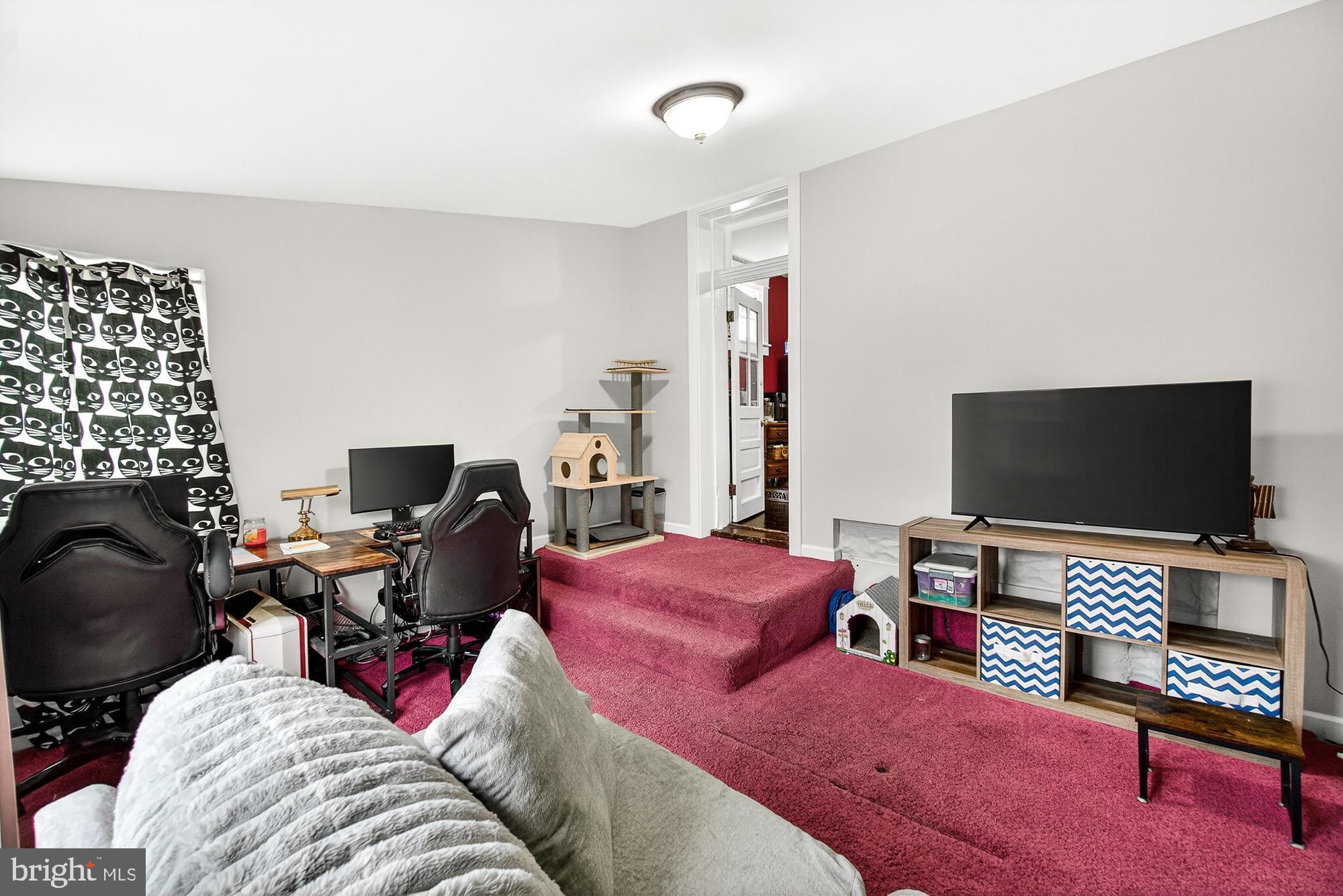 DOWNTOWN FREDERICK - Residential