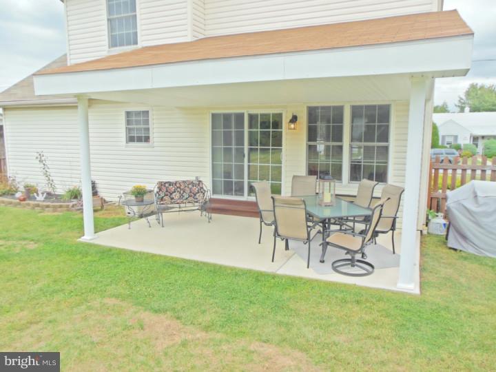 MONTROSE MANOR - Residential