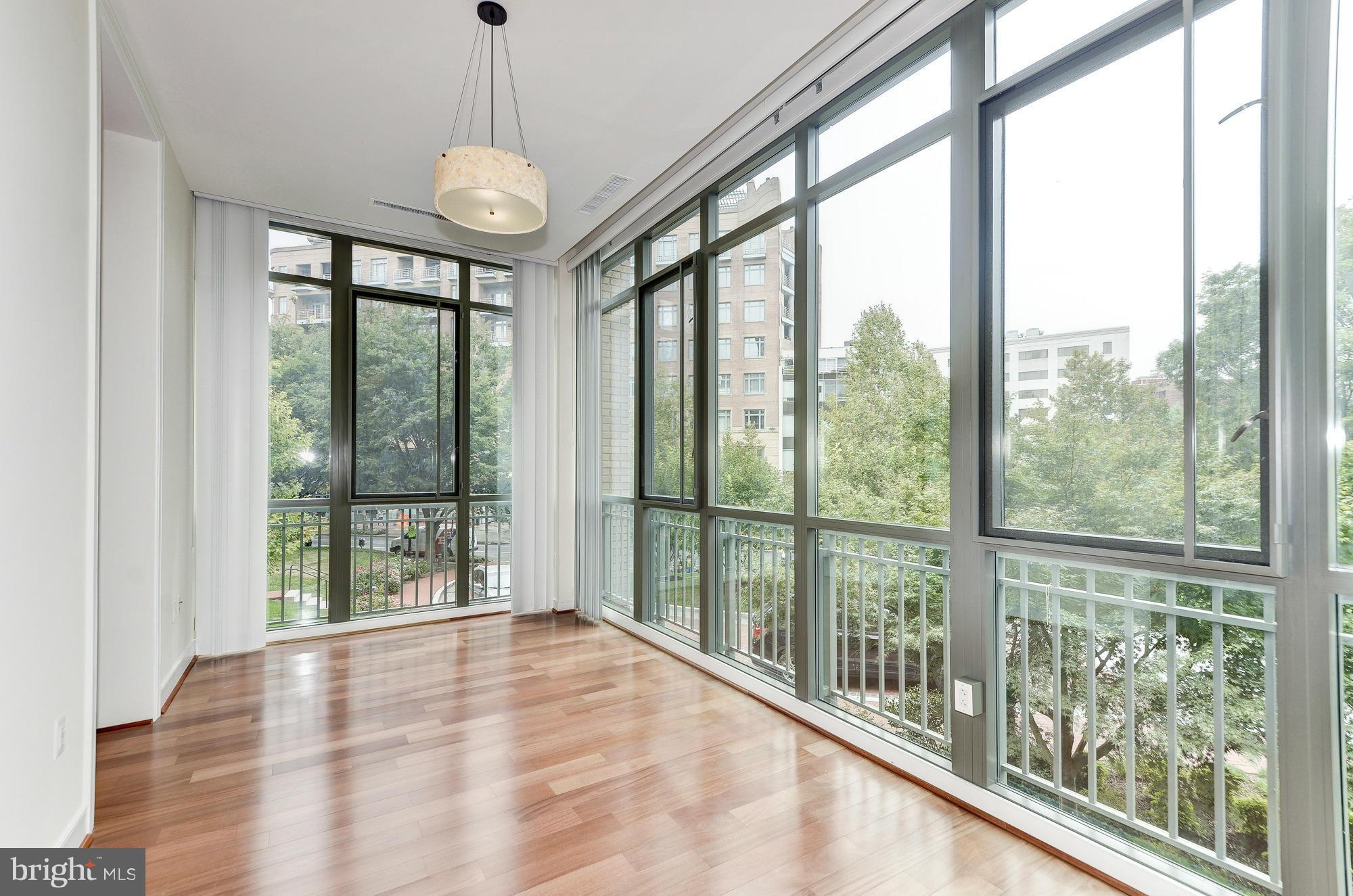 WEST END - Residential Lease