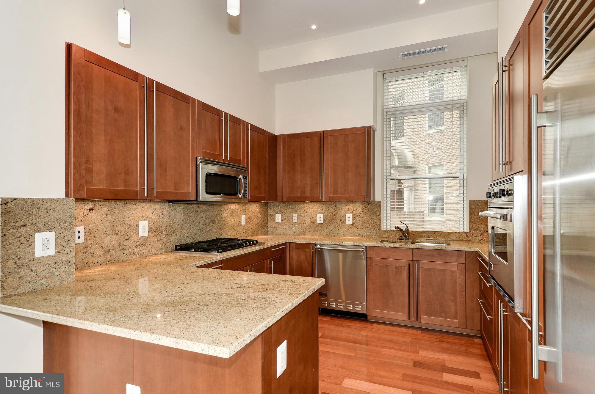 WEST END - Residential Lease