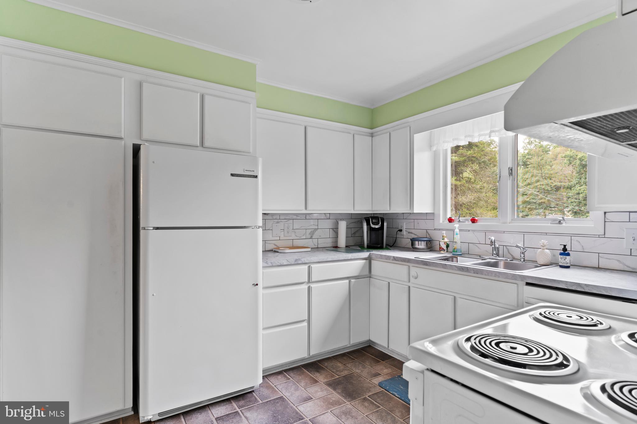 GREENWOOD HILLS - Residential