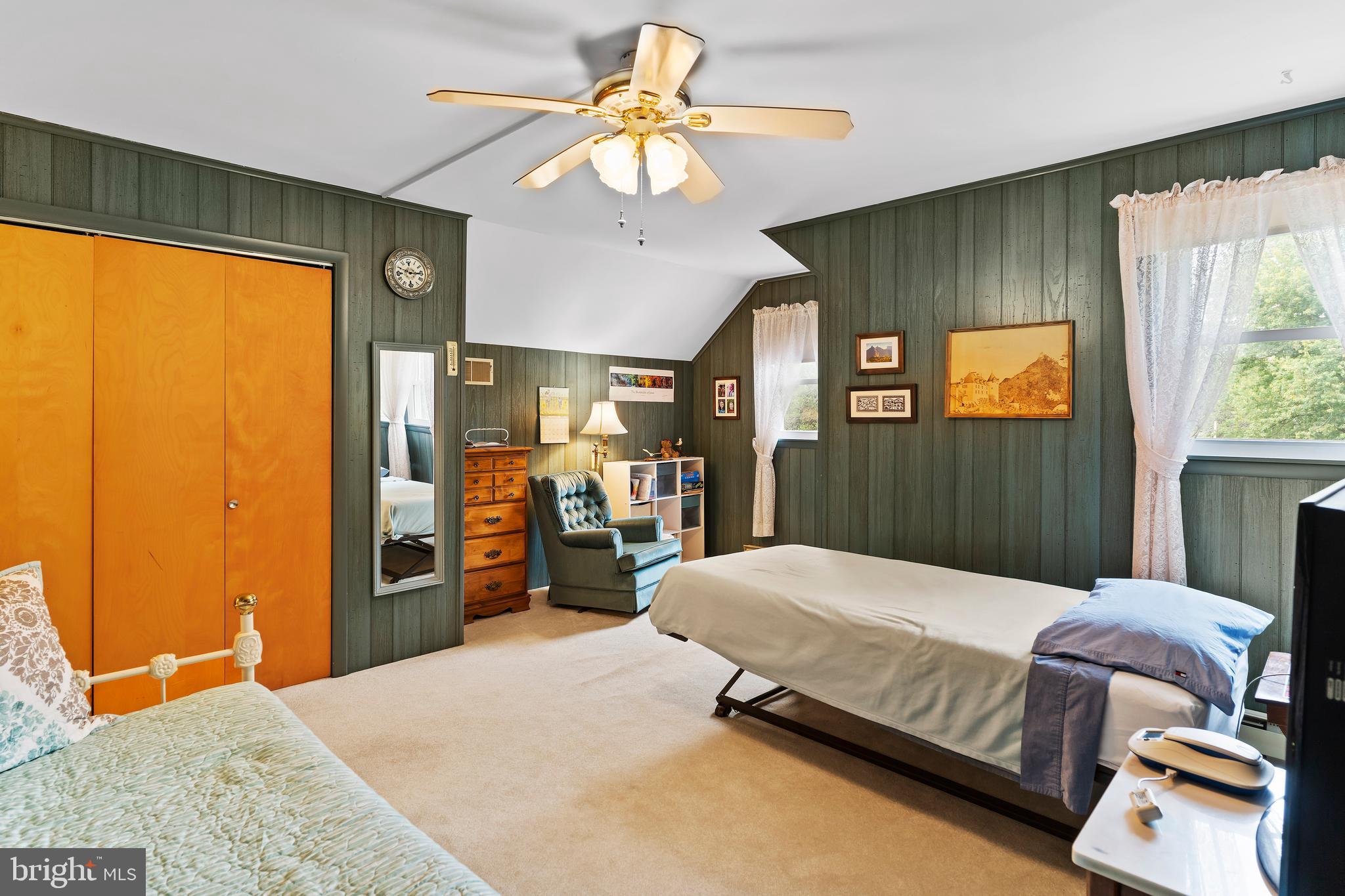 GREENWOOD HILLS - Residential