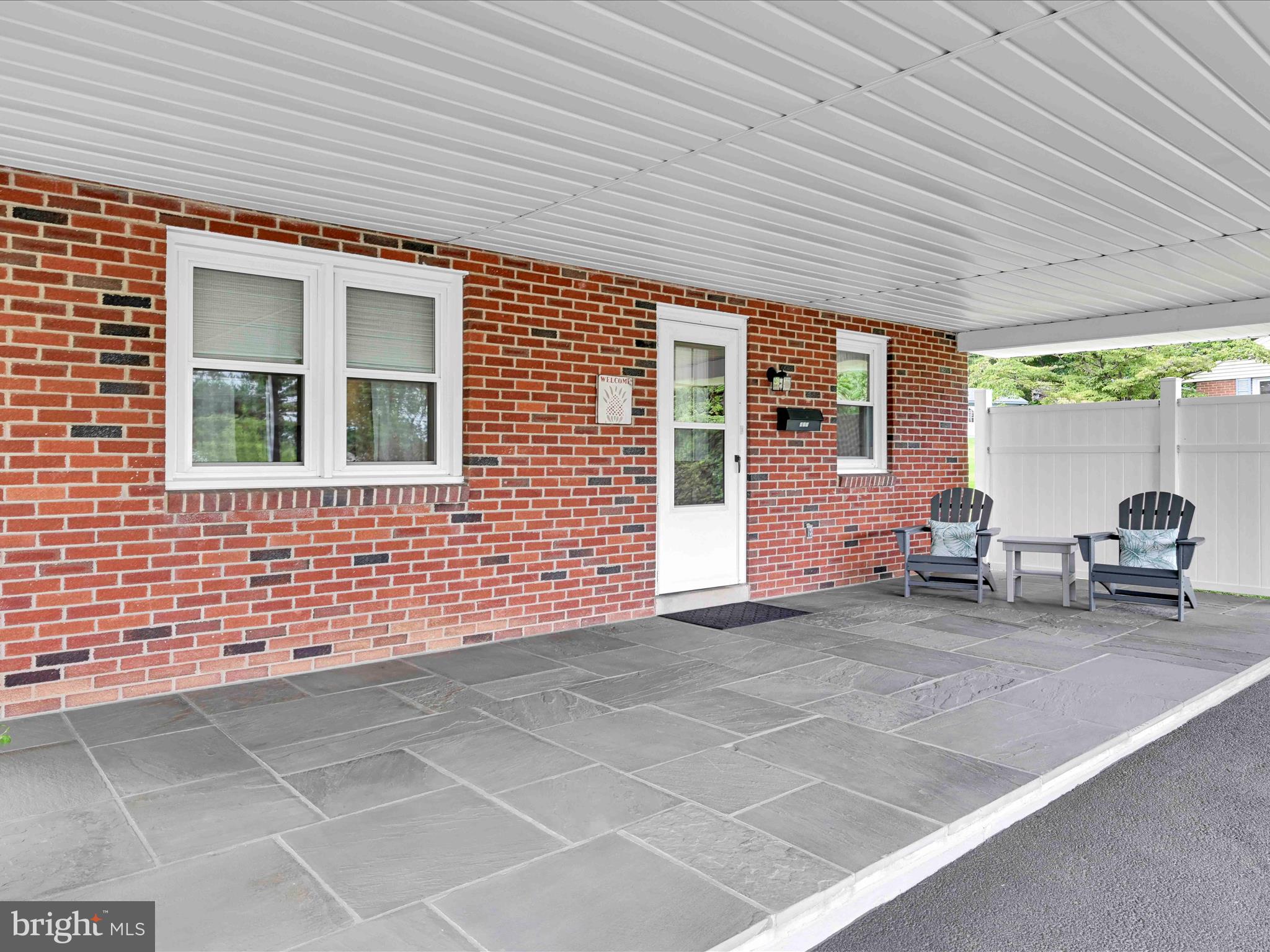 MANOR RIDGE - Residential