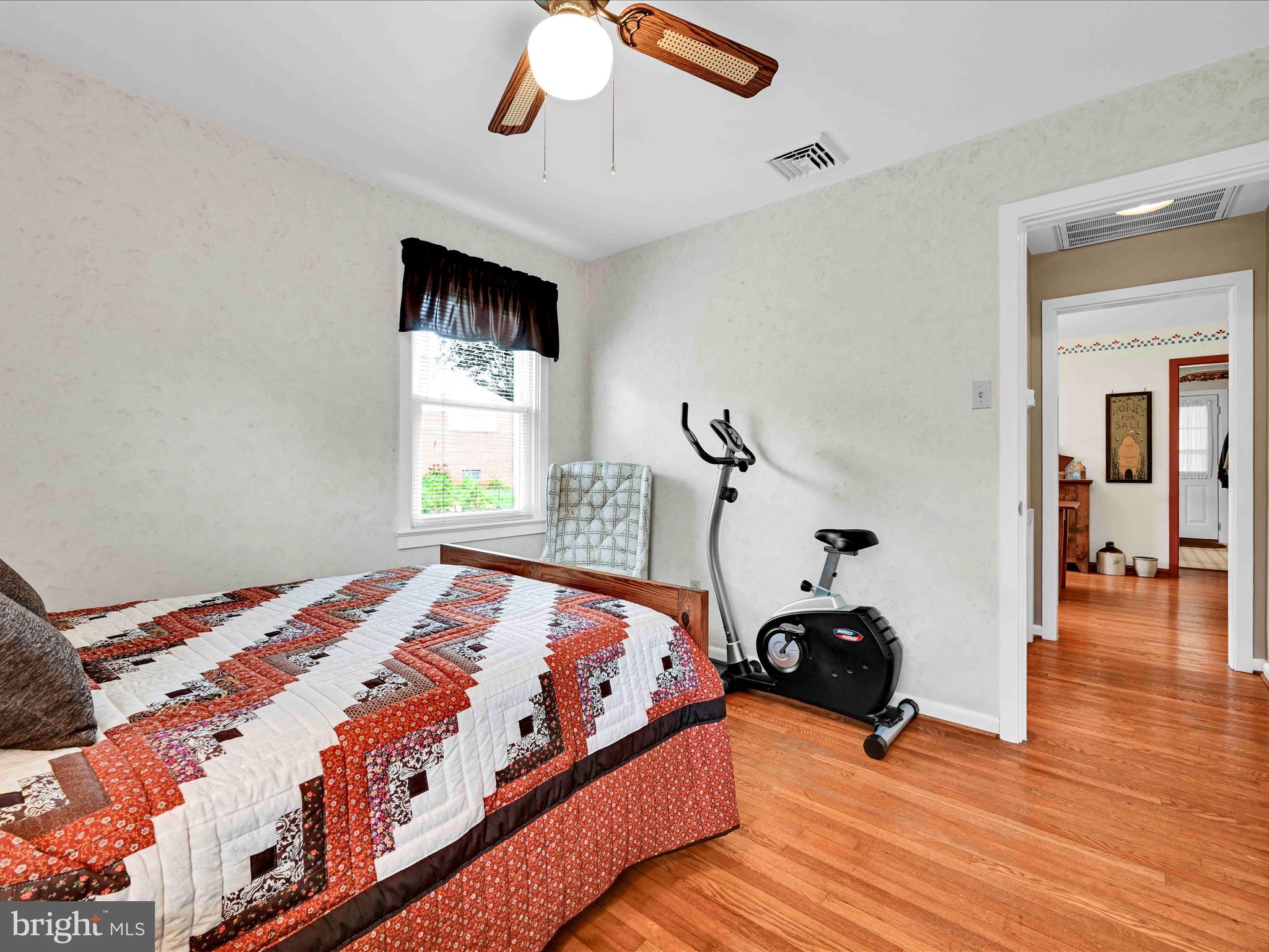 MANOR RIDGE - Residential