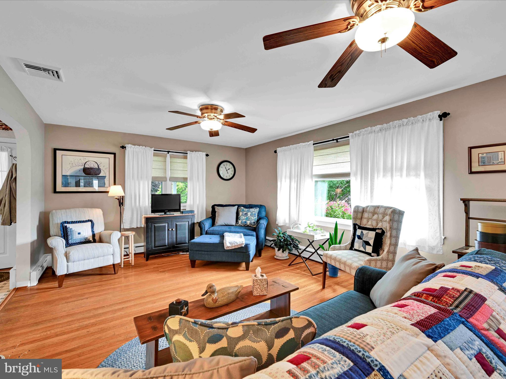 MANOR RIDGE - Residential